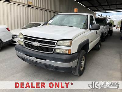 2006 Chevrolet Silverado 2500HD Pickup Truck