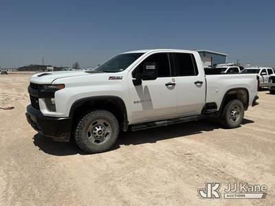 2022 Chevrolet Silverado 2500HD 4x4 Extended-Cab Pickup Truck