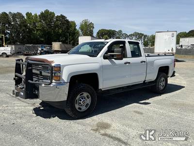 2018 Chevrolet Silverado 2500HD 4x4 Extended-Cab Pickup Truck