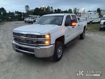 2018 Chevrolet Silverado 2500HD Crew-Cab Pickup Truck