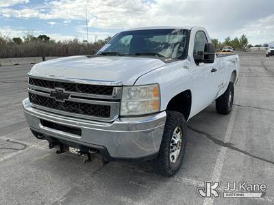 2011 Chevrolet Silverado 2500HD 4x4 Pickup Truck