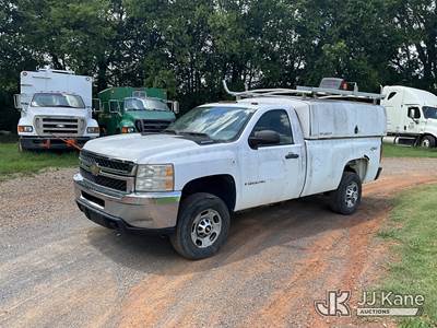 2011 Chevrolet Silverado 2500HD 4x4 Pickup Truck