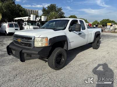 2012 Chevrolet Silverado 2500HD 4x4 Extended-Cab Pickup Truck