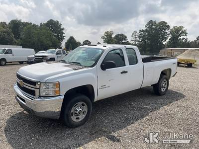 2013 Chevrolet Silverado 2500HD 4X4 Extended-Cab Pickup Truck