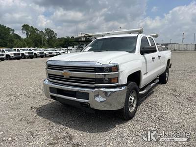 2016 Chevrolet Silverado 2500HD 4x4 Extended-Cab Pickup Truck