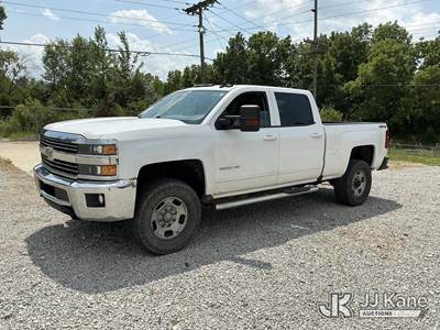 2018 Chevrolet Silverado 2500HD Crew-Cab Pickup Truck