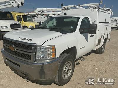 2013 Chevrolet Silverado 2500HD Work Truck Long Box 6.0L V8 OHV 16V RWD