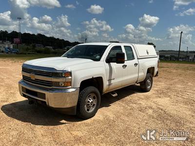 2018 Chevrolet Silverado 2500HD 4x4 Extended-Cab Pickup Truck