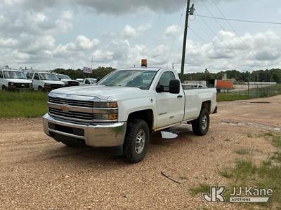 2015 Chevrolet Silverado 2500HD Pickup Truck