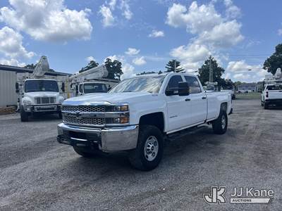 2019 Chevrolet Silverado 2500HD 4x4 Crew-Cab Pickup Truck