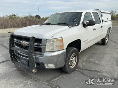2008 Chevrolet Silverado 2500HD 4x4 Crew-Cab Pickup Truck
