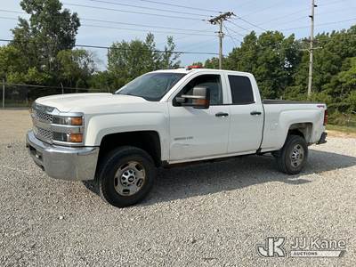 2019 Chevrolet Silverado 2500HD 4x4 Extended-Cab Pickup Truck
