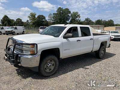 2016 Chevrolet Silverado 2500HD 4x4 Crew-Cab Pickup Truck
