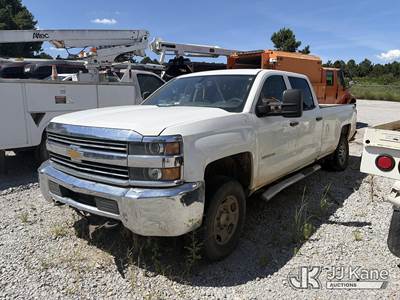 2017 Chevrolet Silverado 2500HD 4x4 Crew-Cab Pickup Truck