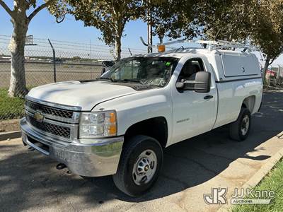 2011 Chevrolet Silverado 2500HD Work Truck Long Box Pickup Truck