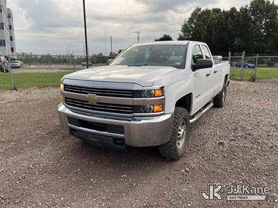 2018 Chevrolet Silverado 2500HD 4x4 Extended-Cab Pickup Truck