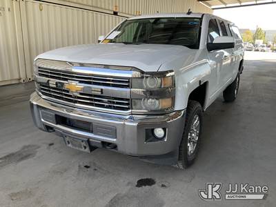 2016 Chevrolet Silverado 2500HD Crew-Cab Pickup Truck