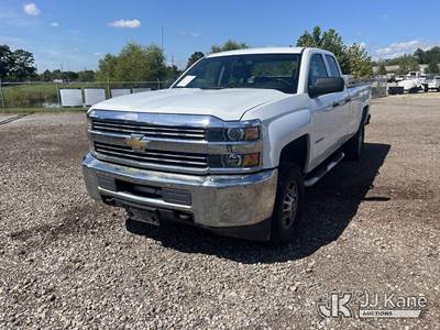 2018 Chevrolet Silverado 2500HD Extended-Cab Pickup Truck
