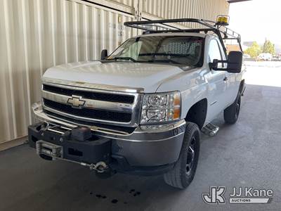 2011 Chevrolet Silverado 2500HD Work Truck Long Box Pickup Truck