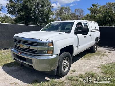 2016 Chevrolet Silverado 2500HD 4x4 Extended-Cab Pickup Truck