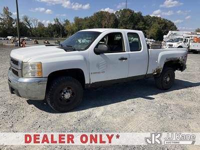 2008 Chevrolet Silverado 2500HD 4x4 Extended-Cab Pickup Truck