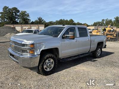 2018 Chevrolet Silverado 2500HD 4x4 Crew-Cab Pickup Truck