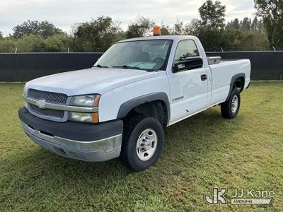 2004 Chevrolet Silverado 2500HD Pickup Truck
