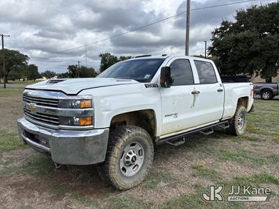 2018 Chevrolet Silverado 2500HD Crew-Cab Pickup Truck