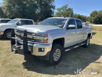 2015 Chevrolet Silverado 2500HD 4x4 Crew-Cab Pickup Truck
