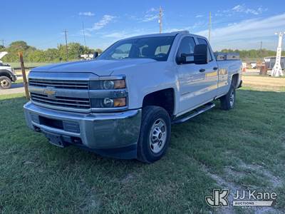 2016 Chevrolet Silverado 2500HD 4x4 Extended-Cab Pickup Truck