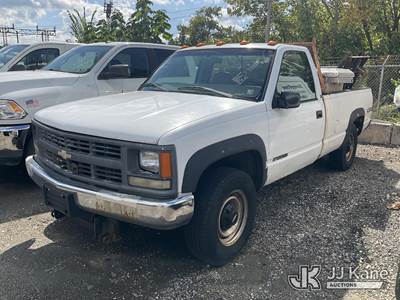 1997 Chevrolet Silverado 3500 4x4 Pickup Truck