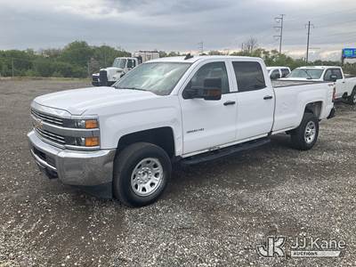 2017 Chevrolet Silverado 3500HD 2WD Crew-Cab Pickup Truck
