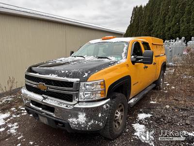 2013 Chevrolet Silverado 3500HD Crew-Cab Service Truck