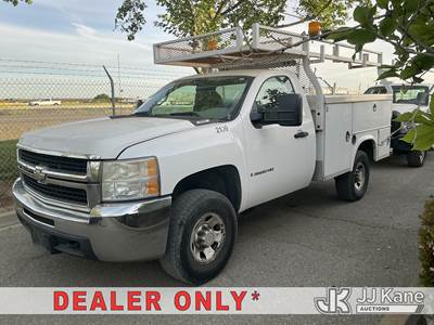 2009 Chevrolet Silverado 3500HD Service Truck