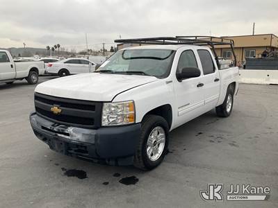 2013 Chevrolet Silverado Crew-Cab Pickup Truck