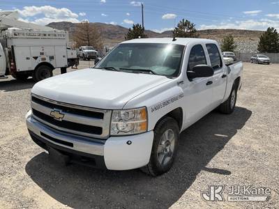 2009 Chevrolet Silverado Hybrid 4x4 Crew-Cab Pickup Truck