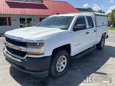 2019 Chevrolet Silverado K1500 Extended-Cab Pickup Truck