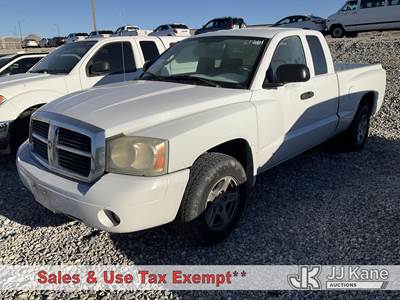 2007 Dodge Dakota Extended-Cab Pickup Truck