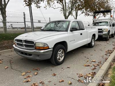 2001 Dodge Dakota Extended-Cab Pickup Truck