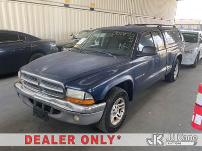 2002 Dodge Dakota Extended-Cab Pickup Truck