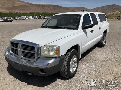 2005 Dodge Dakota 4x4 Crew-Cab Pickup Truck