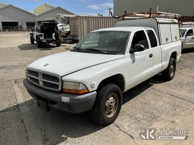 2004 Dodge Dakota Extended-Cab Pickup Truck