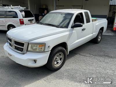 2010 Dodge Dakota Extended-Cab Pickup Truck
