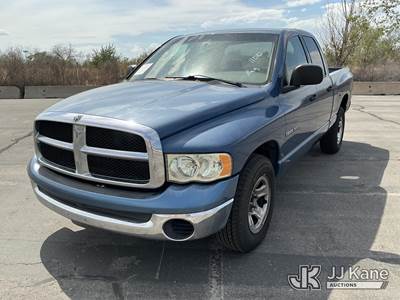 2004 Dodge Ram 1500 Crew-Cab Pickup Truck