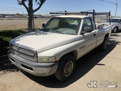 2001 Dodge Ram 2500 Reg. Cab Long Bed Pickup Truck
