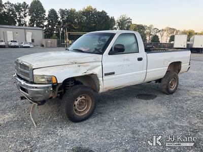 2001 Dodge Ram 2500 4X4 Pickup Truck
