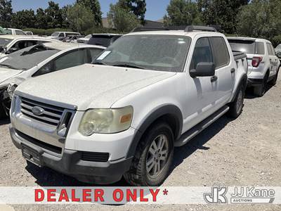 2007 Ford Explorer Sport Trac Pickup Truck