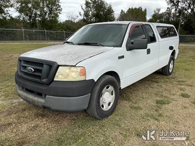 2005 Ford F150 Extended-Cab Pickup Truck
