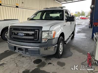 2014 Ford F-150 Extended-Cab Pickup Truck