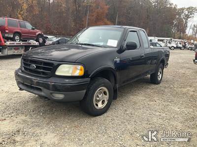 2002 Ford F150 Extended-Cab Pickup Truck